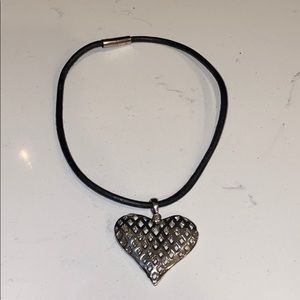 Sterling silver leather chocker